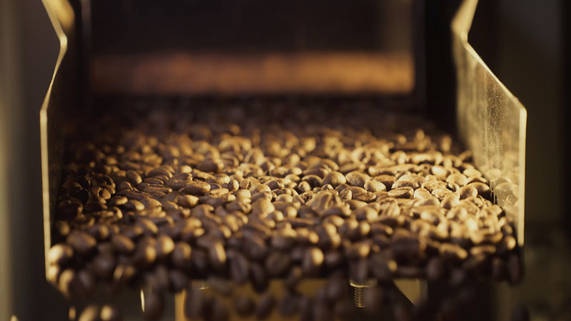 Small Batch vs Industrial Coffee Roasting